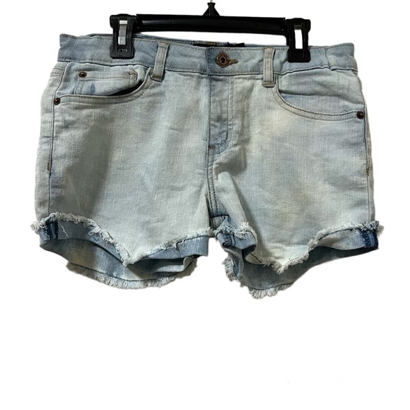 Lucky Brand Riley Light Wash Jean Shorts - Picture 1 of 6